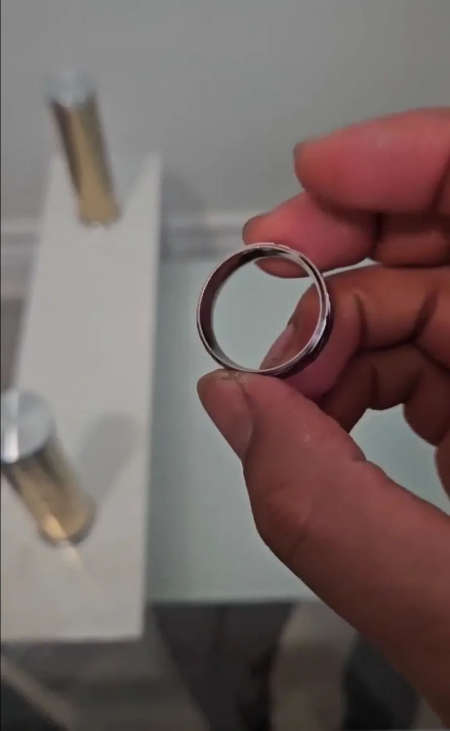 Men's Brushed Silver Wedding Band thumbnail