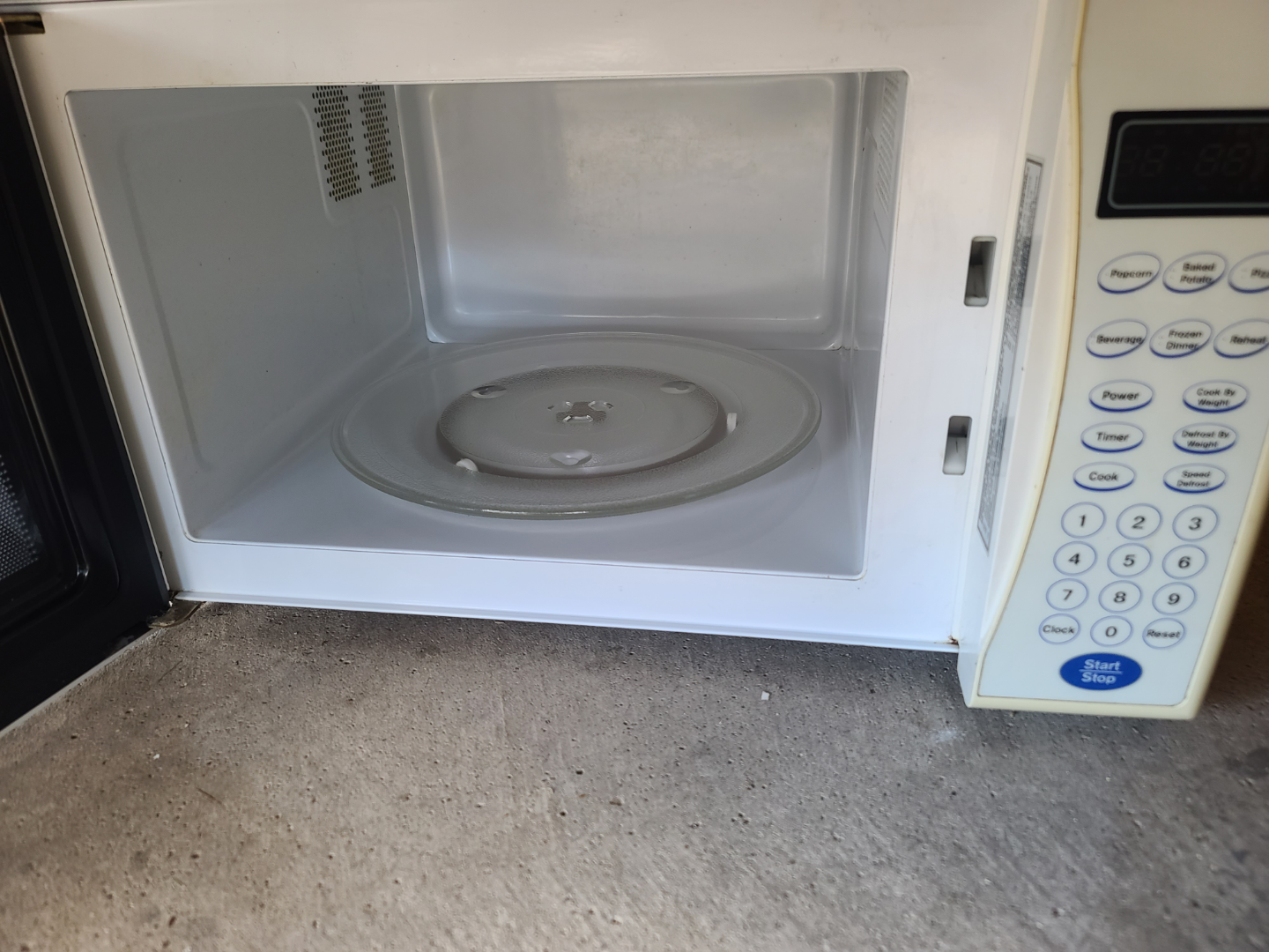 Used Denby Microwave - photo 3