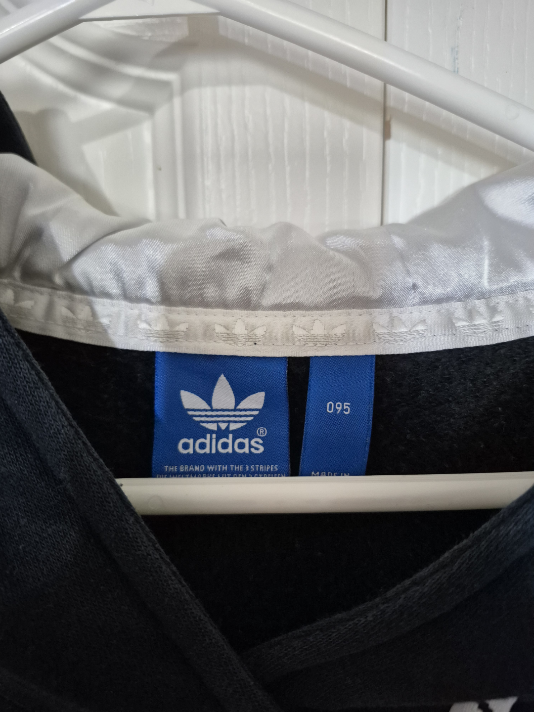 Adidas black hoodie (size M) - photo 2