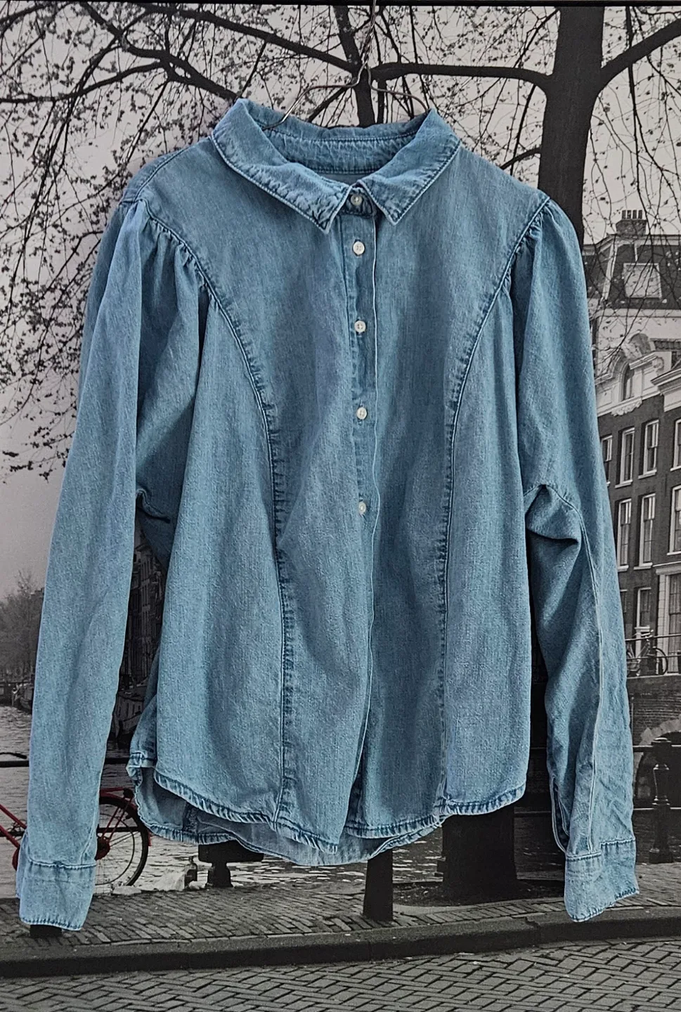 Dynamite- Women's Denim Button-Down Shirt image indicator(3)