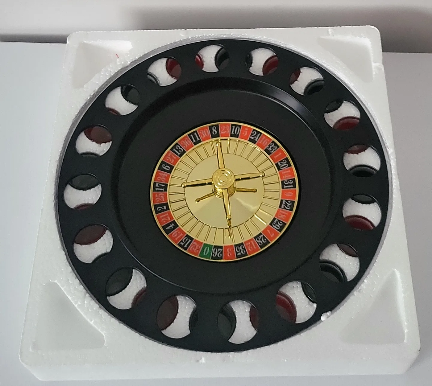 Roulette Drinking shots Game set image indicator(2)