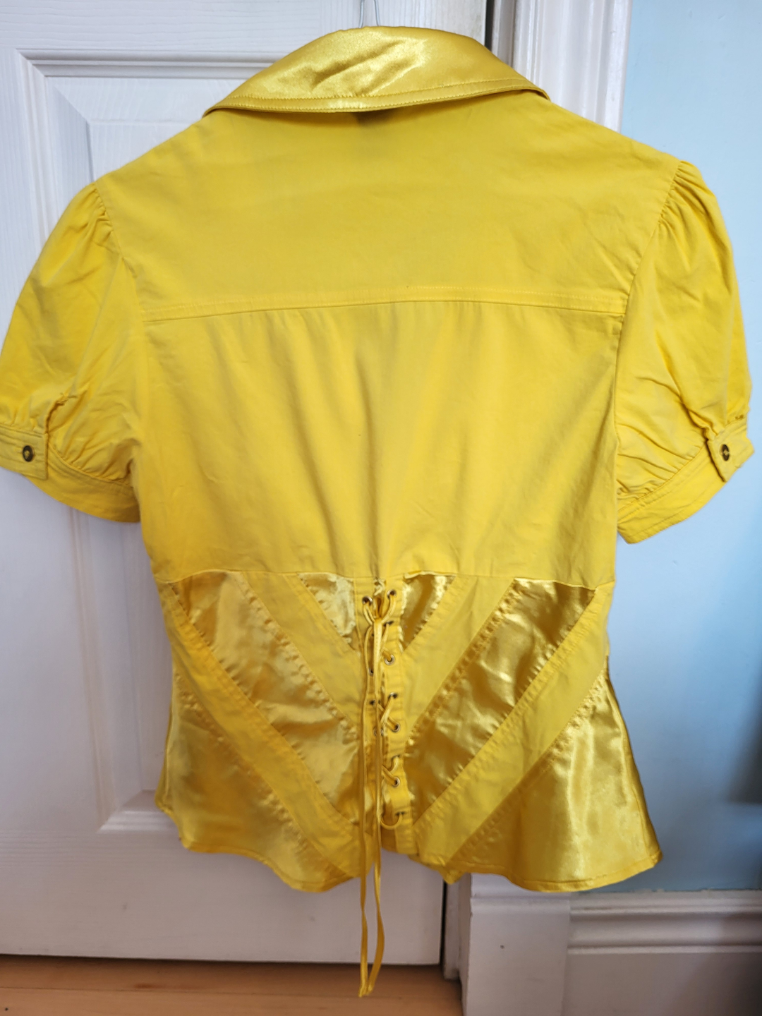 Cute Yellow Blouse 🧡 - photo 2