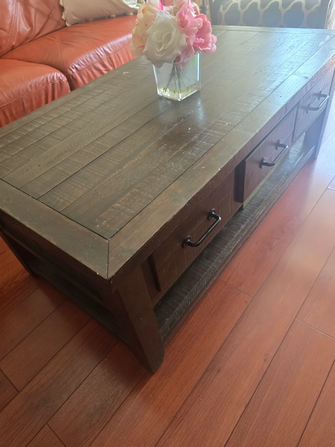 Rustic Farmhouse Style Coffee Table with Storage image indicator(2)