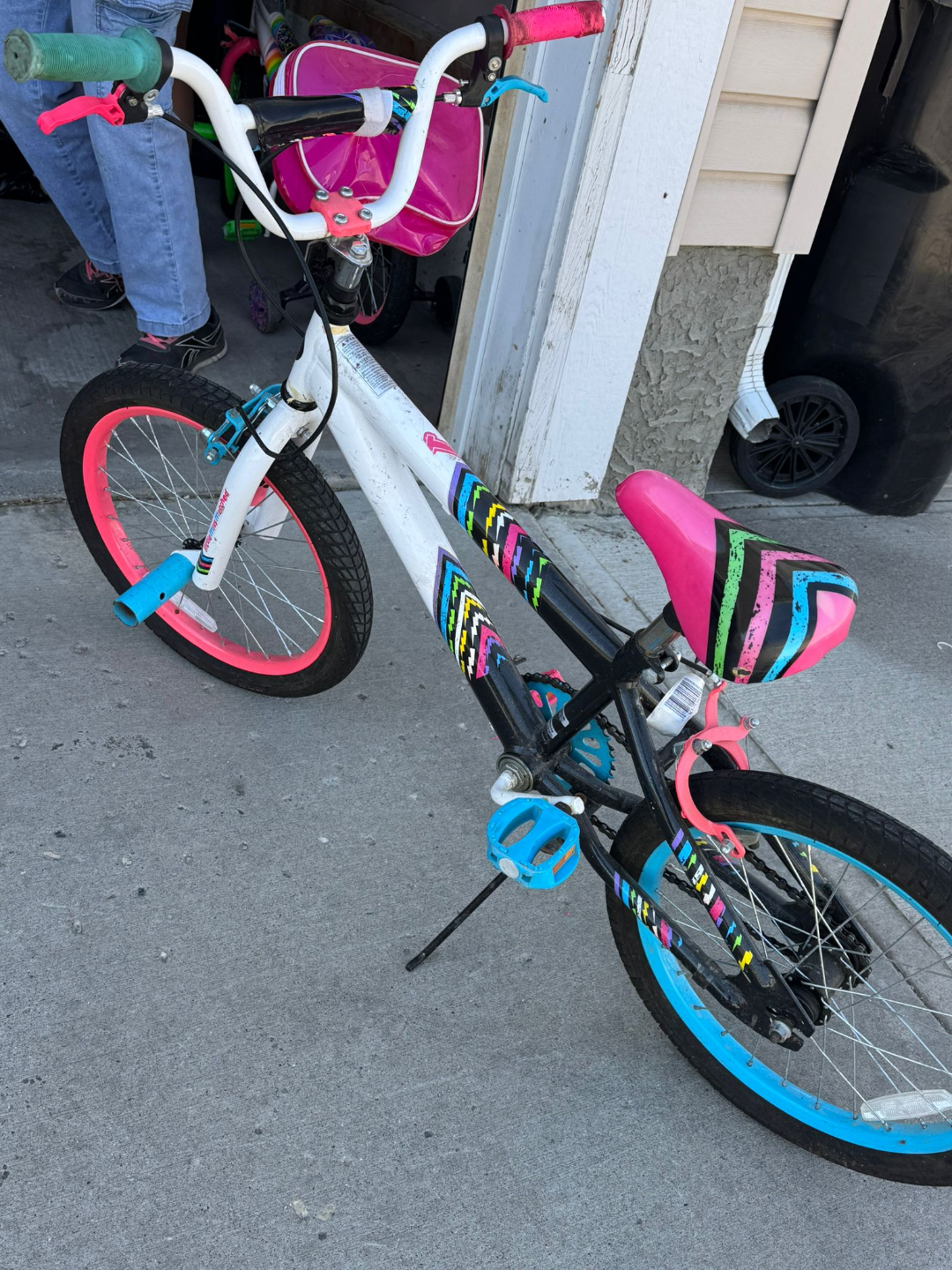 Girls' Bikes - Two for sale! - photo 2