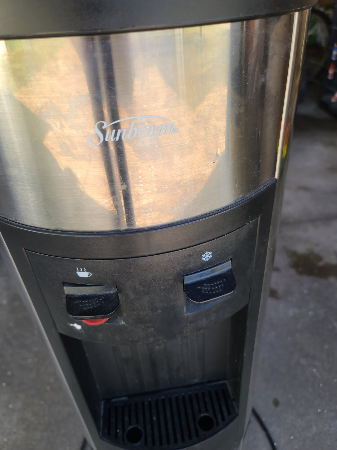 Sunbeam Bottom-Loading Water Cooler Dispenser - photo 2