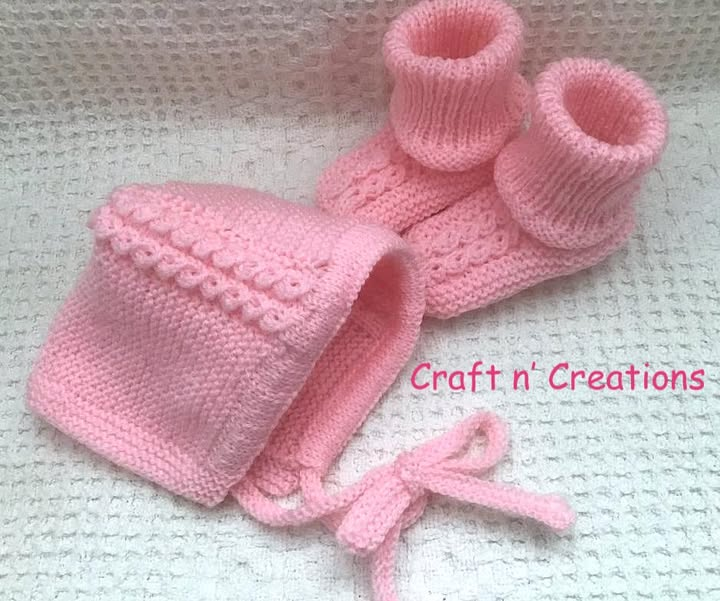 Hand Knitted Baby Booties and Bonnet Set - Pink