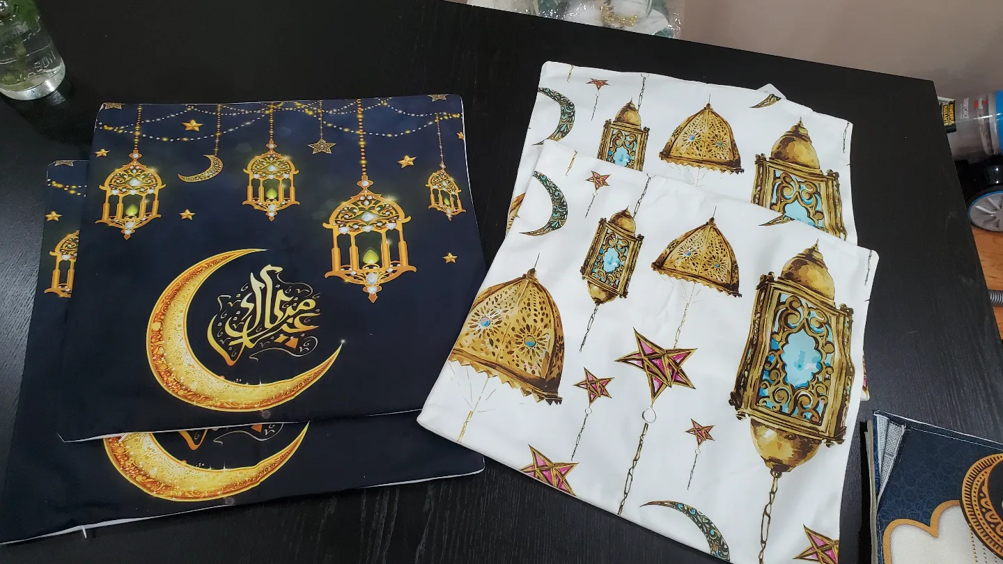 Ramadan Kareem Cushion Covers & Table Runner Set image indicator(2)