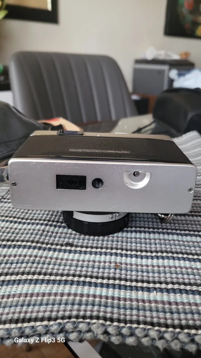 Vintage Ricoh 35 ZF Film Camera with Rikenon Lens image indicator(7)