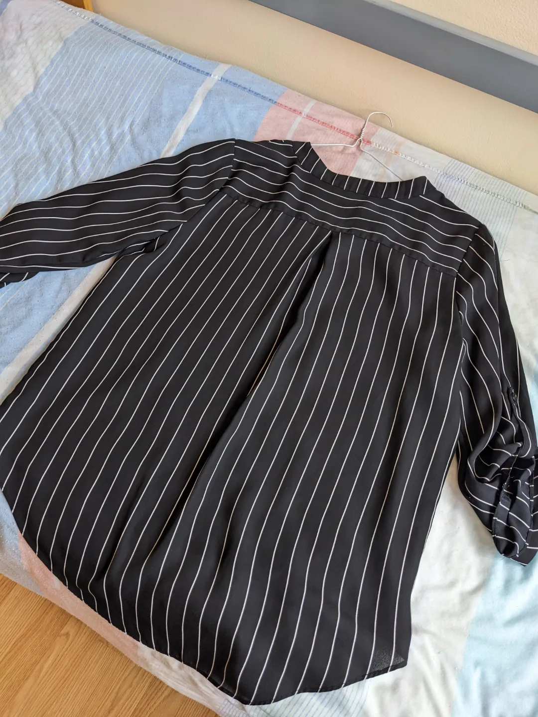 Suzy Shier Black and White Striped Blouse image indicator(7)