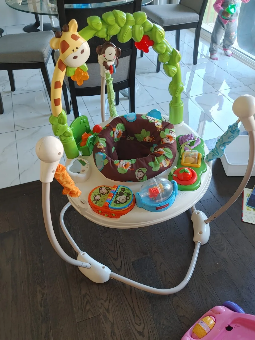 Fisher Price Baby Bouncer Safari with side supports image indicator(2)