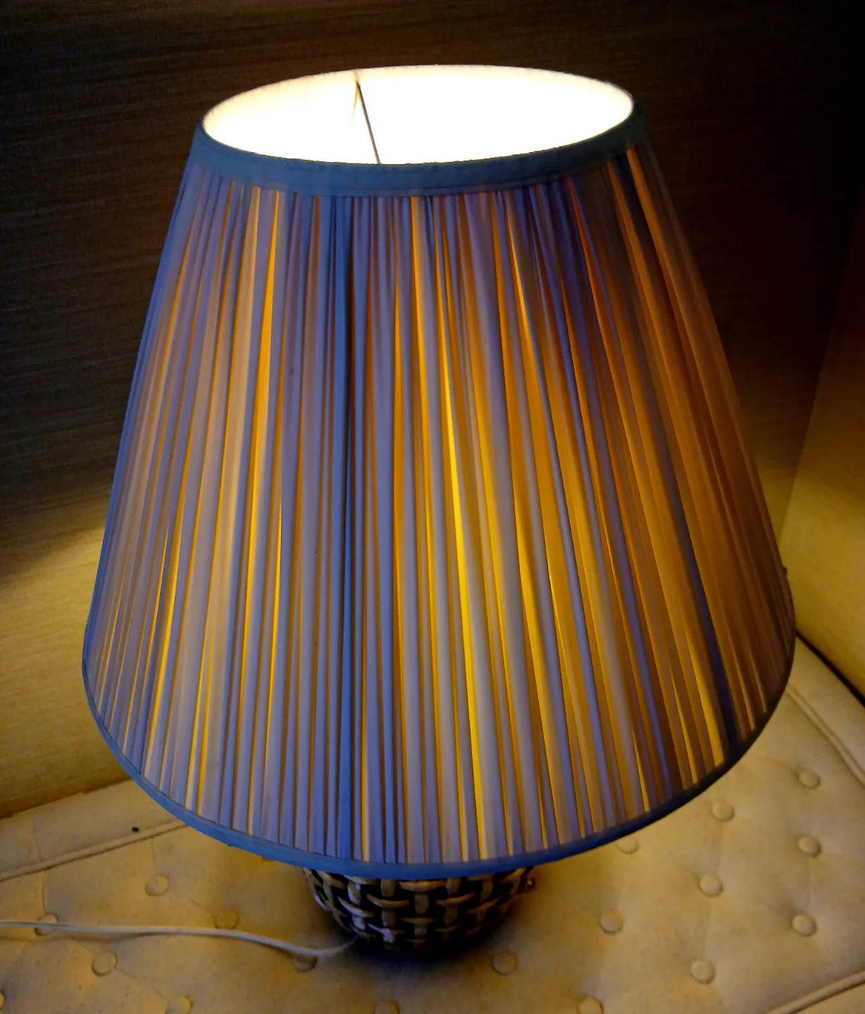 Vintage Table Lamp with Pleated Shade image indicator(3)