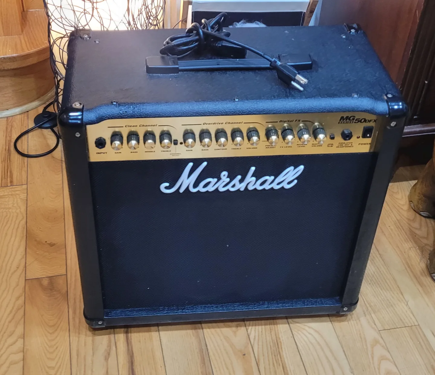 Marshall MG50DFX Guitar Amplifier thumbnail