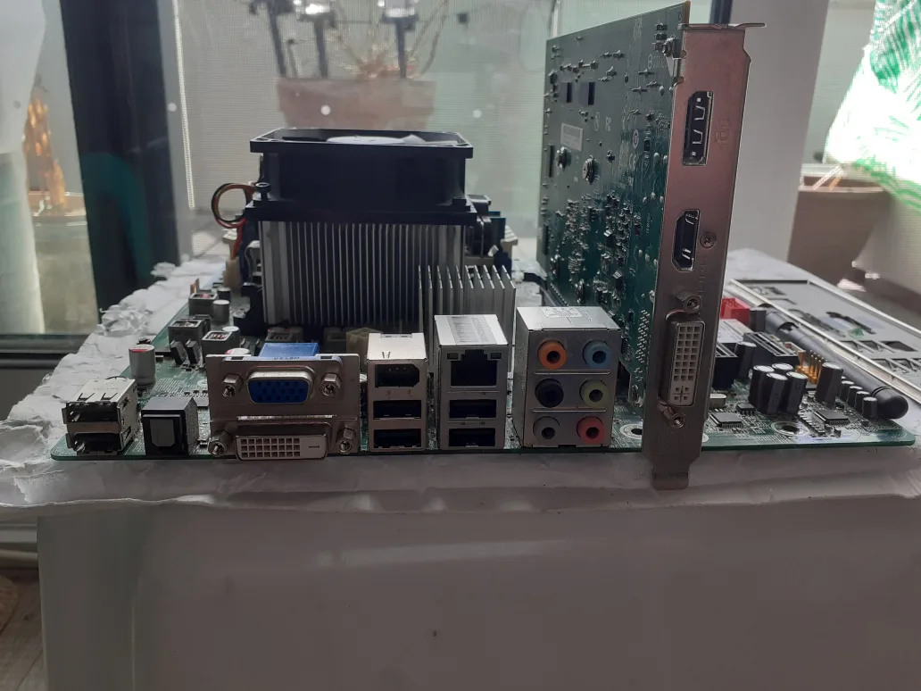 HP Motherboard, Athlon II thumbnail