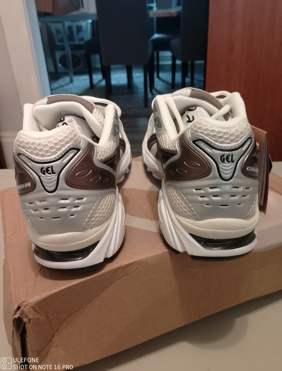 BNIB ASICS KAYANA 14 - photo 5