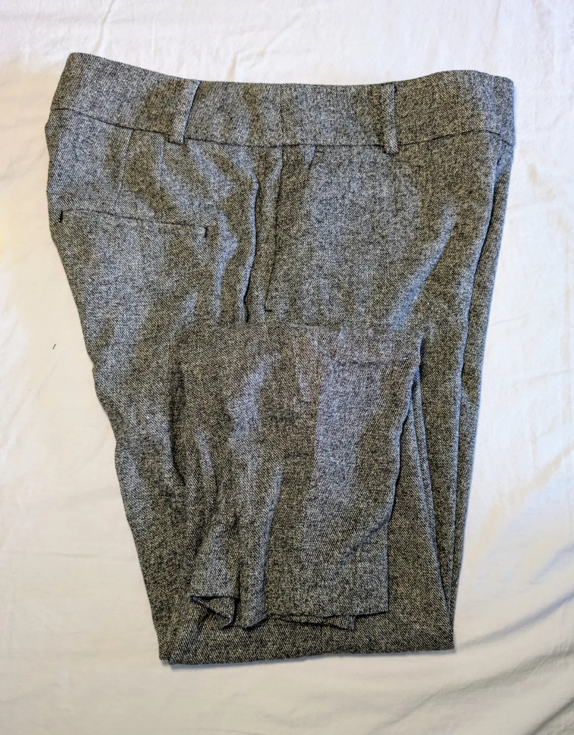 RW&Co. Grey Ankle Pants Size 6 image indicator(6)