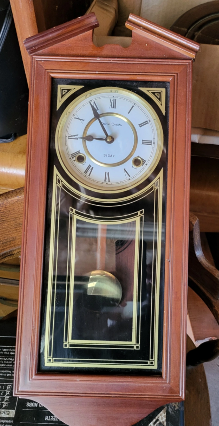 Vintage Daniel Dakota Wall Clock