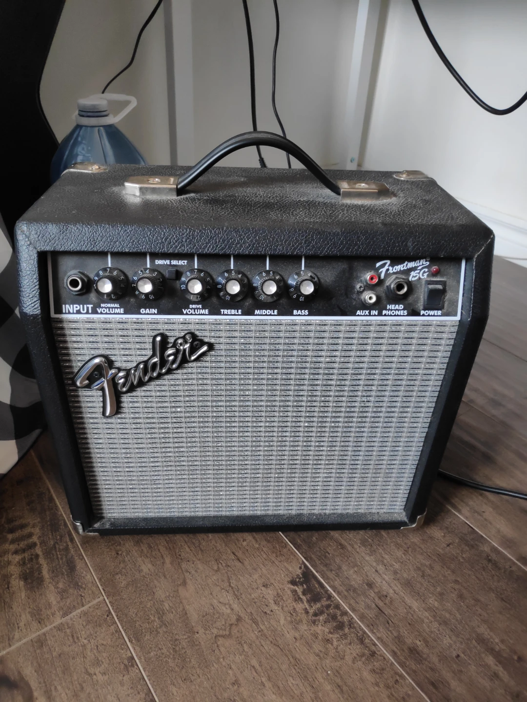 Fender Frontman 15G Guitar Amplifier - photo 2