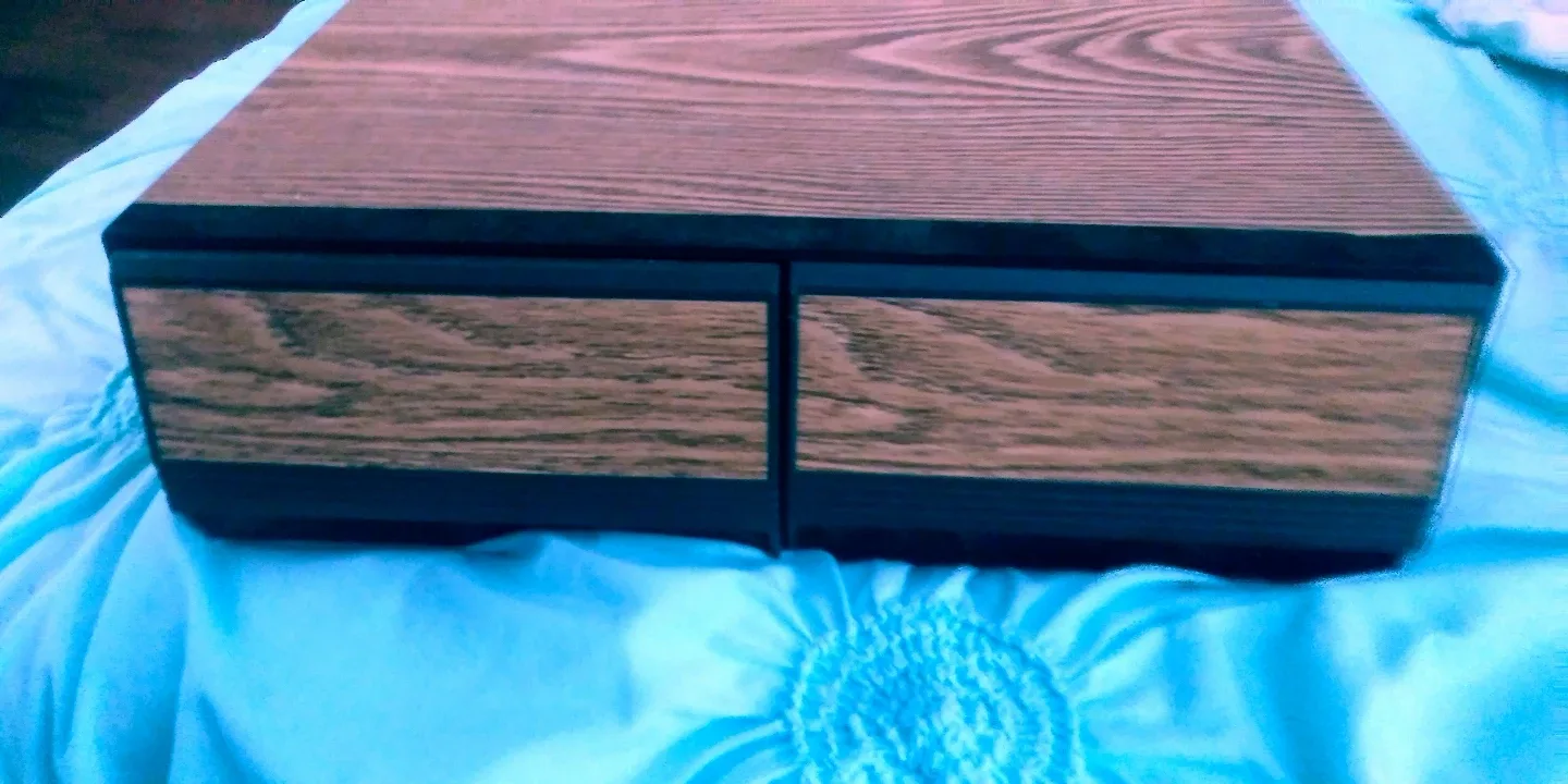 Vintage Wood Cassette Tape Storage Case thumbnail