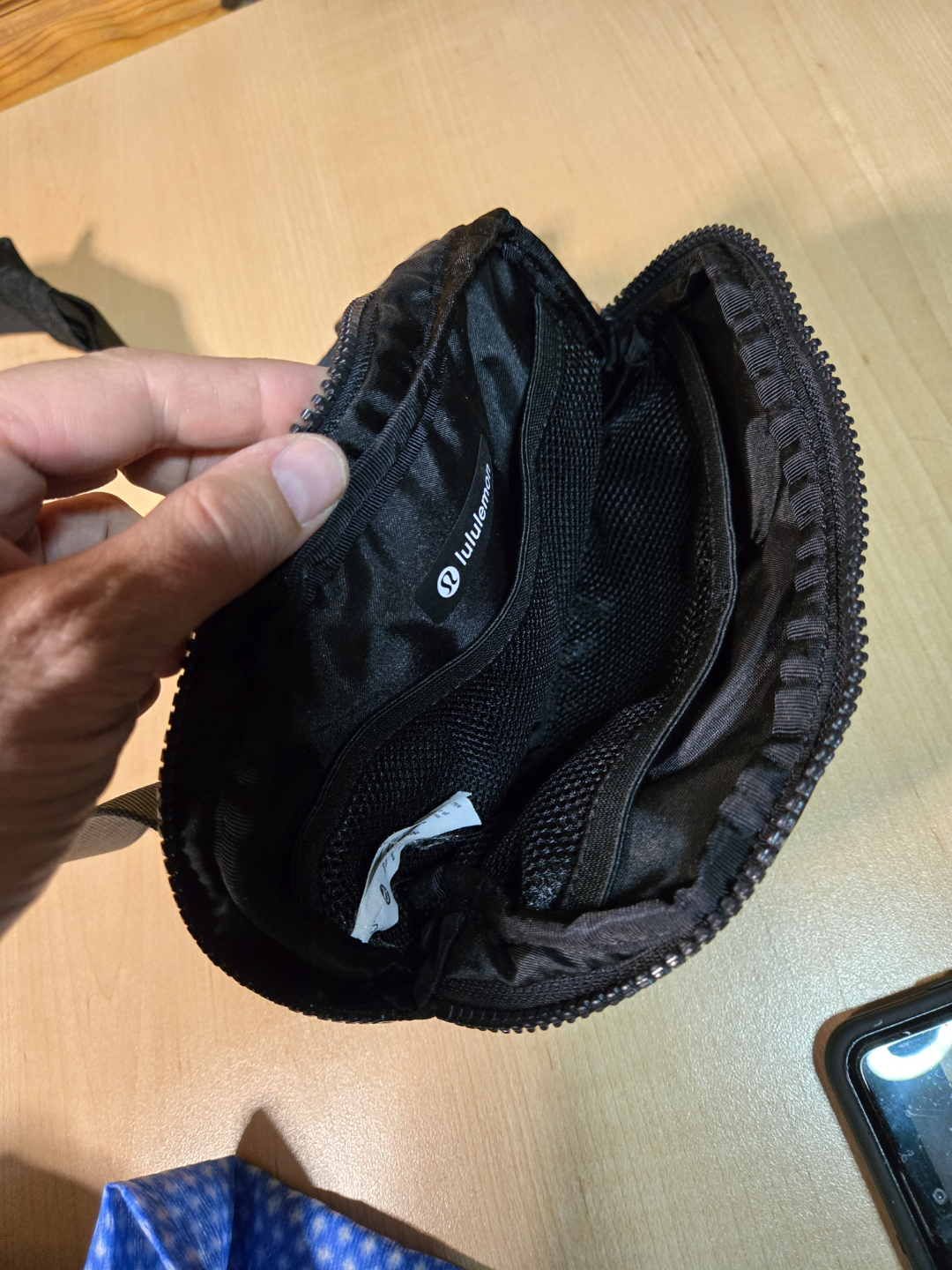 Lululemon waist bag - photo 3