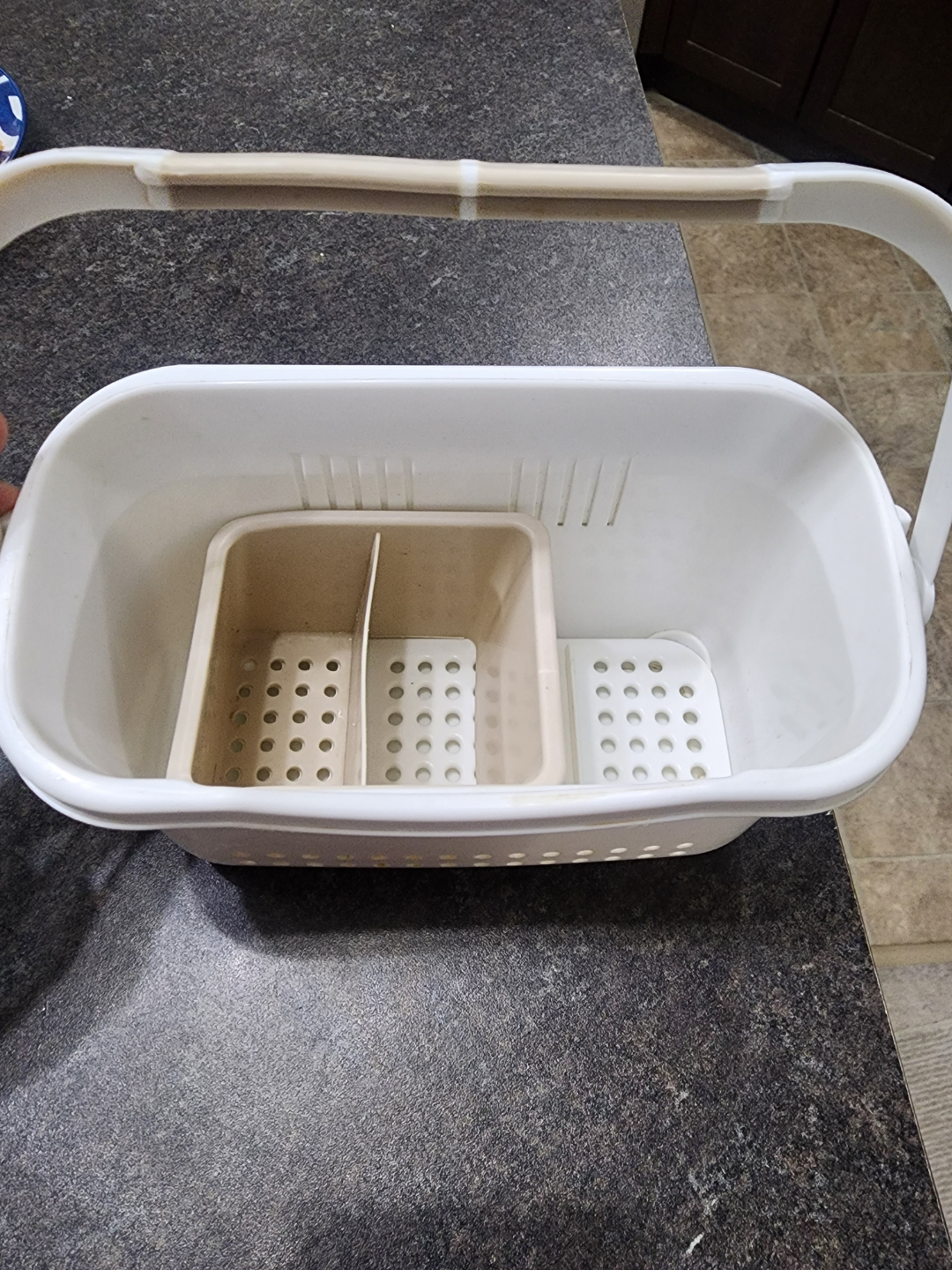 Plastic Dish Basket with Handle - photo 2