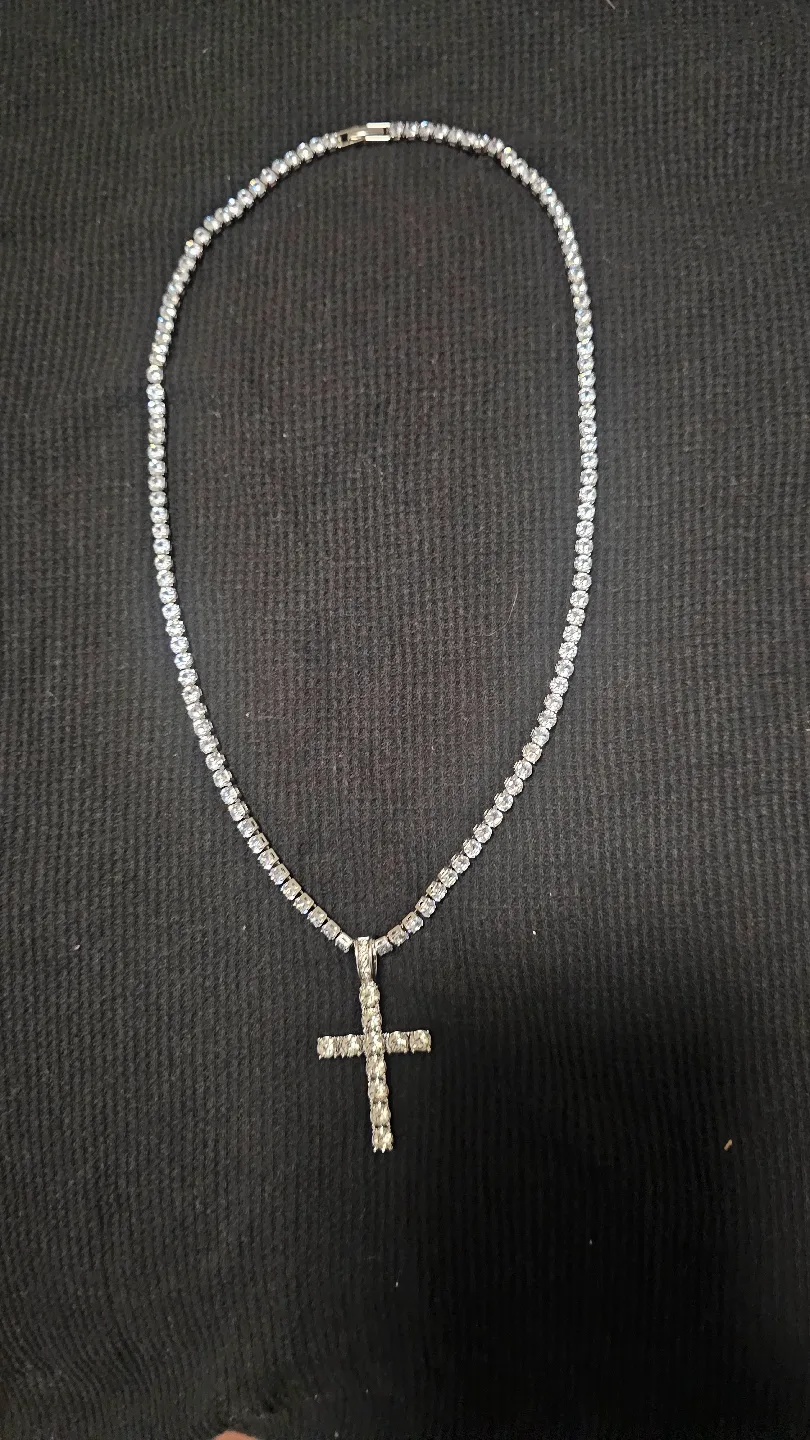 Rhinestone Tennis Chain with Cross Pendant image indicator(4)