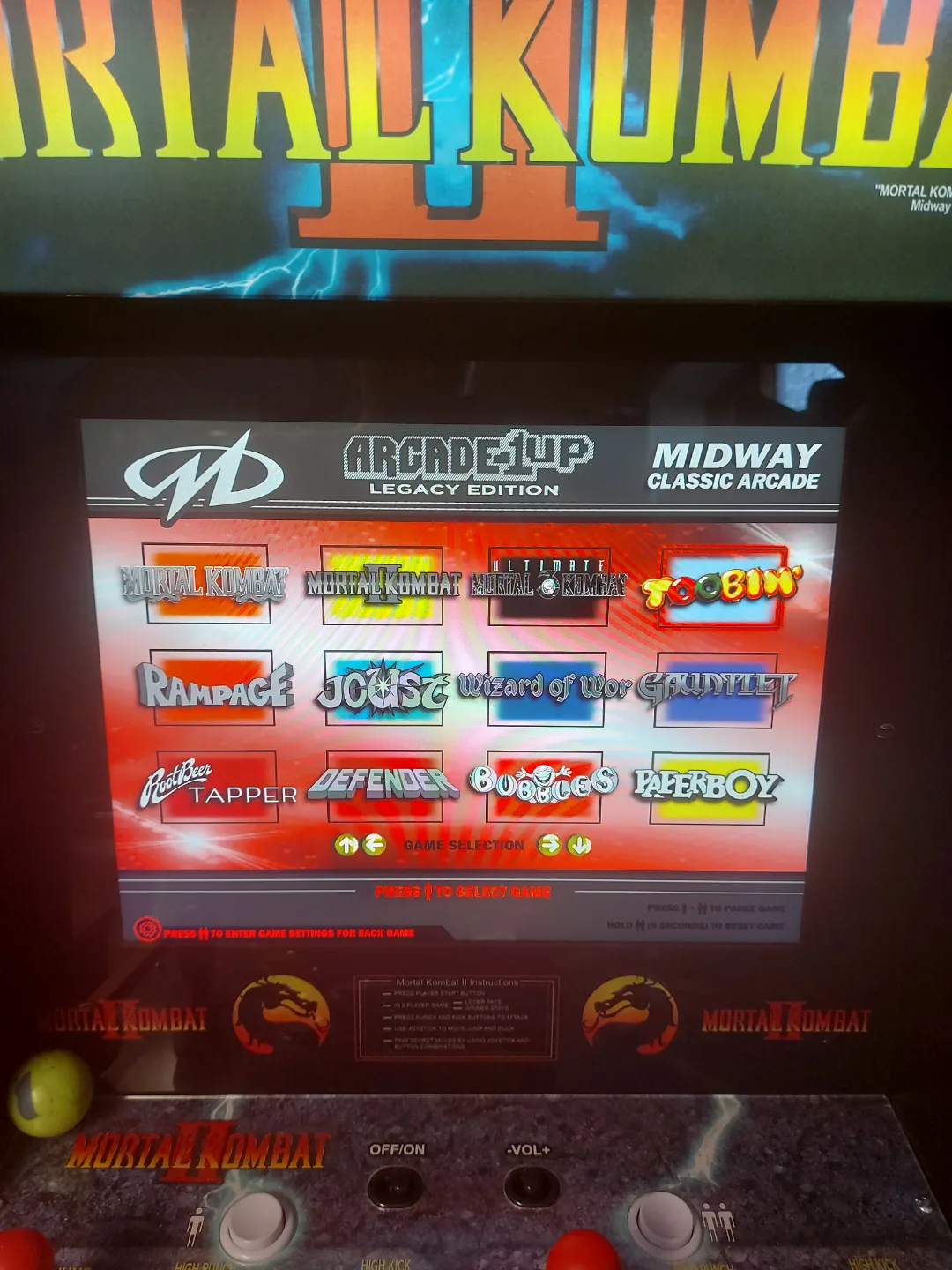 Arcade1Up Legacy Edition Mortal Kombat II Arcade Cabinet image indicator(4)