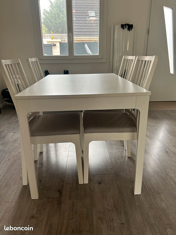 Ikea White Extending Dining Table with 4 Chairs - photo 3