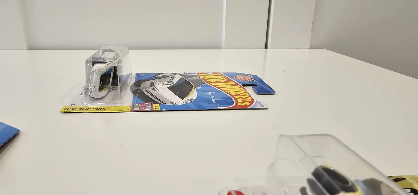 Hot Wheels Mainline Porsches image indicator(4)