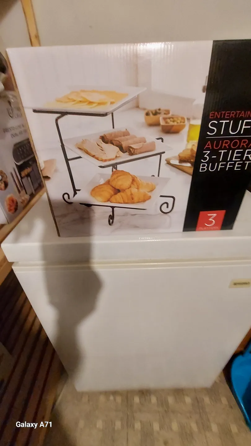 Aurora 3-Tier Buffet Plate image indicator(2)