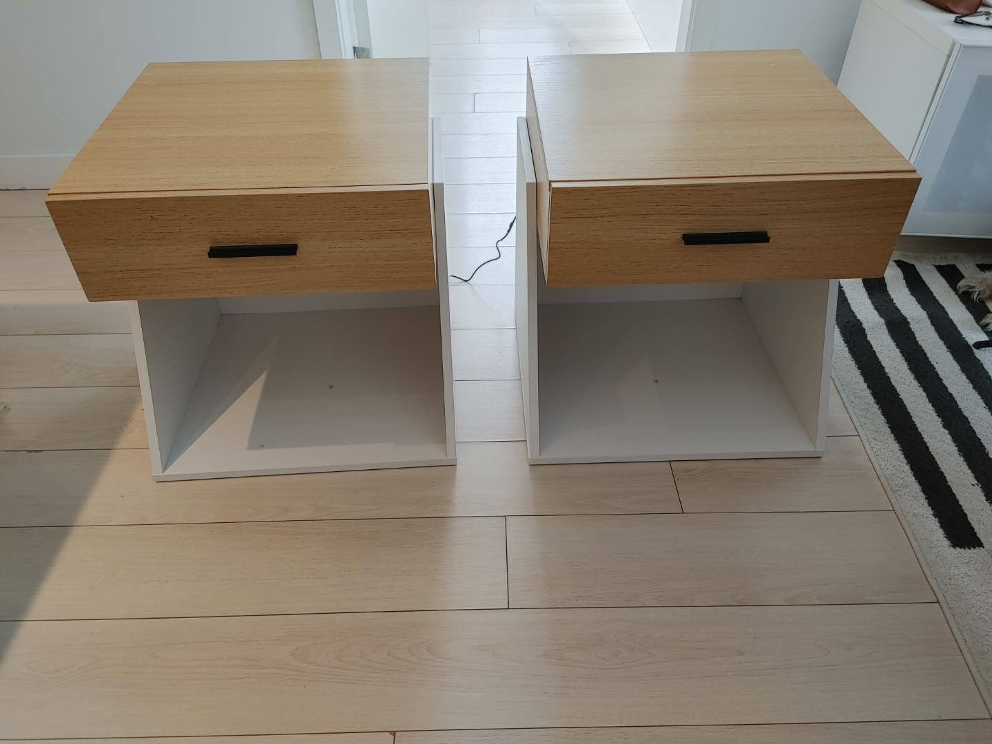 Pair of Modern Nightstands with Drawers. Bedside tables.