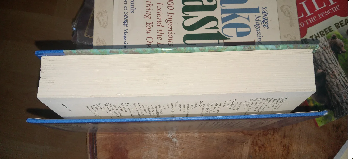 The Herbal Drugstore: The Best Natural Alternatives image indicator(3)