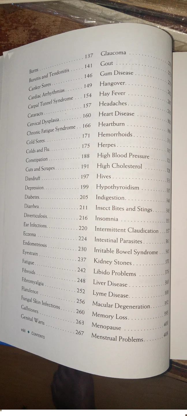 The Herbal Drugstore: The Best Natural Alternatives image indicator(7)