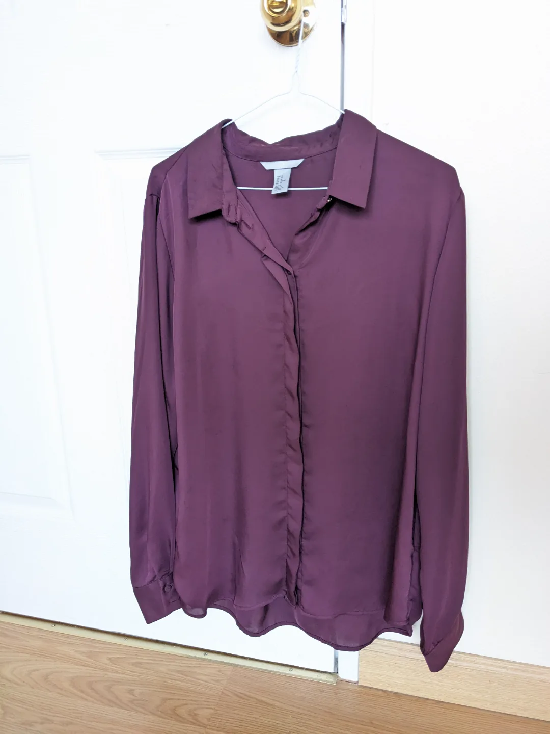 H&M Women's Burgundy Long Sleeve Blouse thumbnail