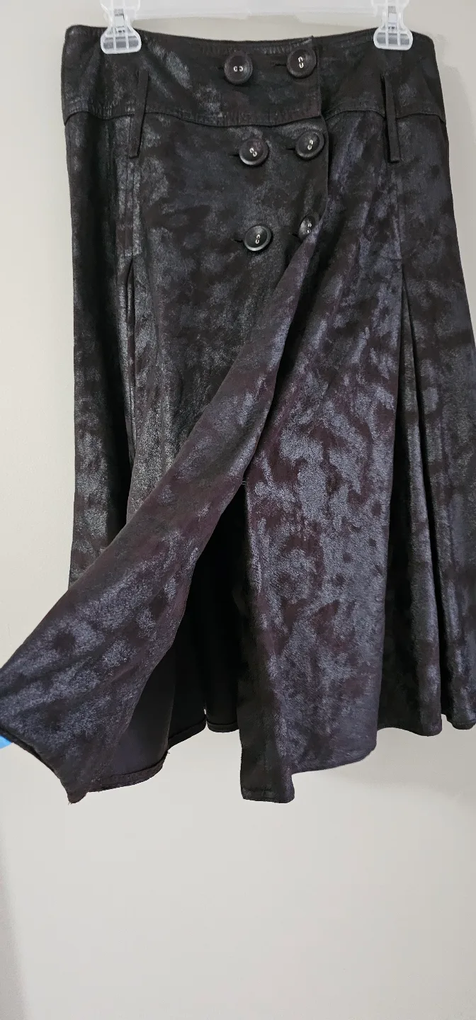 Brown Pleated Mini Skirt with Buttons image indicator(2)