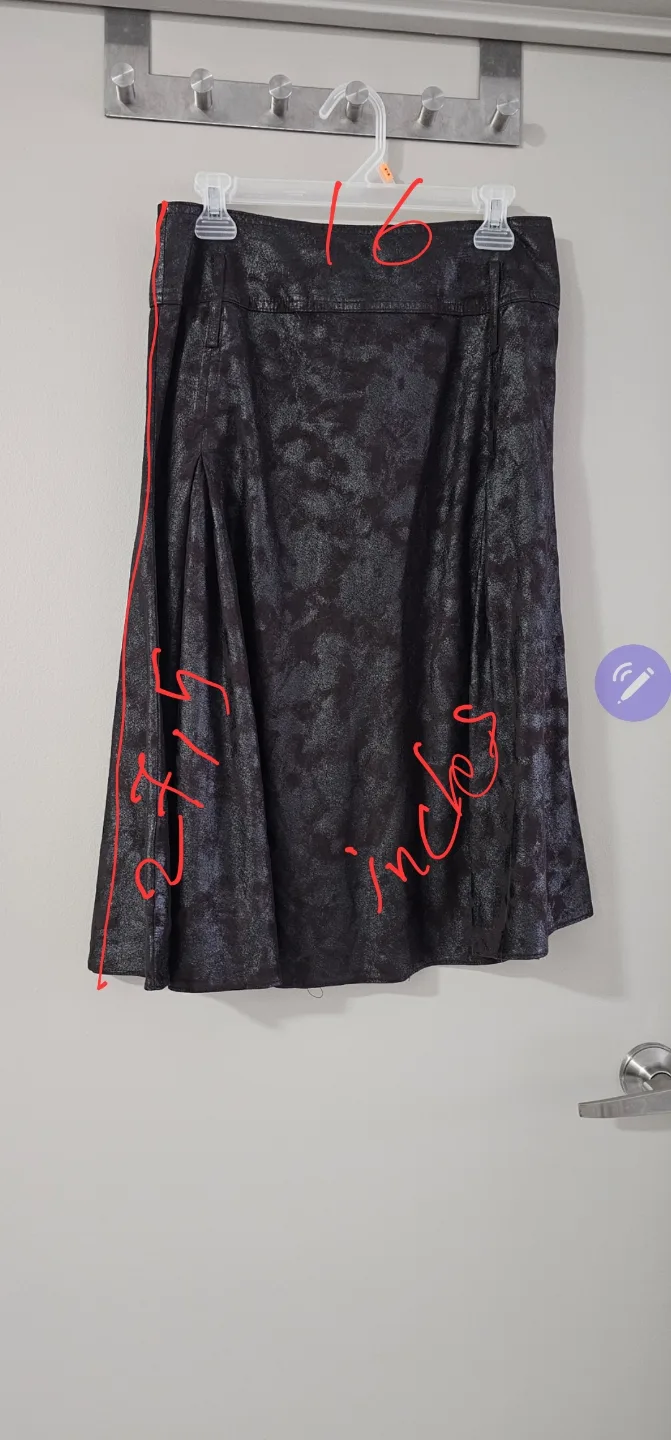 Brown Pleated Mini Skirt with Buttons image indicator(6)