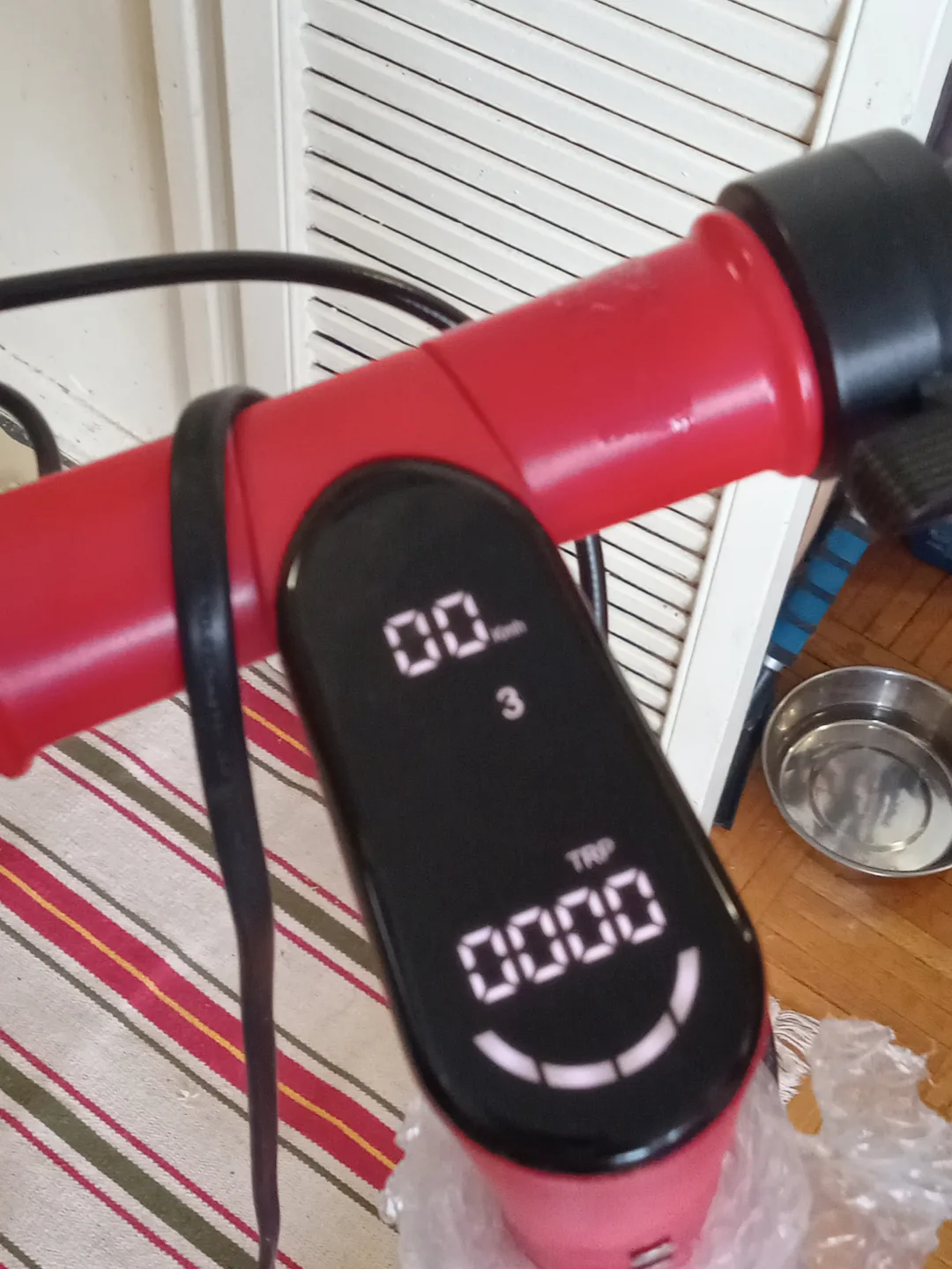 Red Electric Scooter image indicator(3)