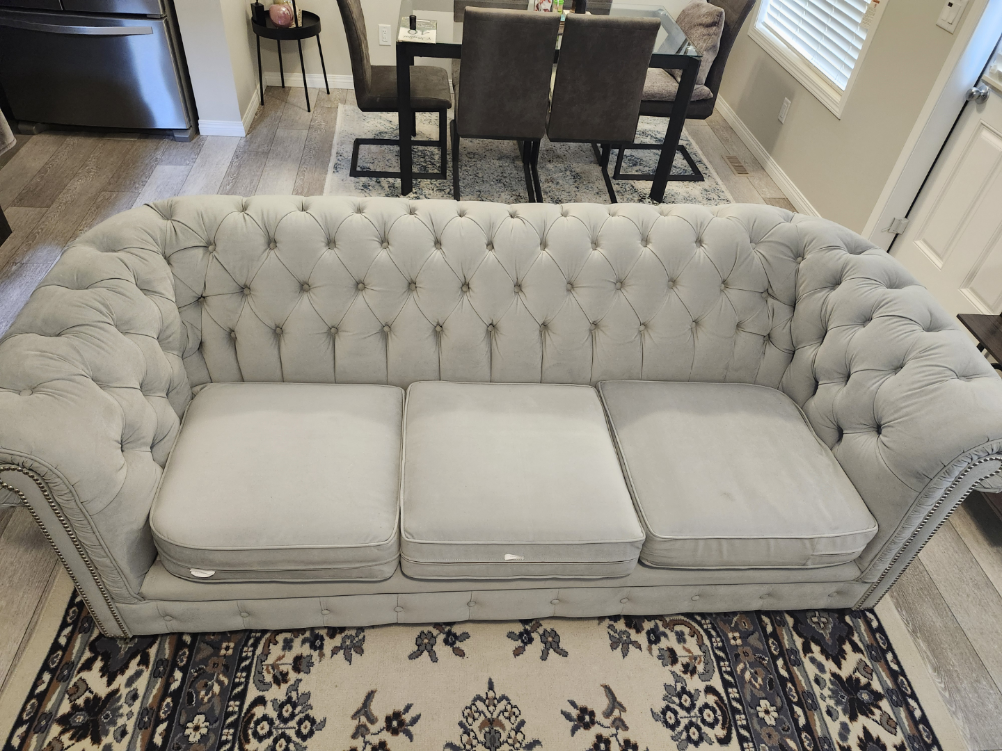 Velvet Chesterfield Sofa - photo 3