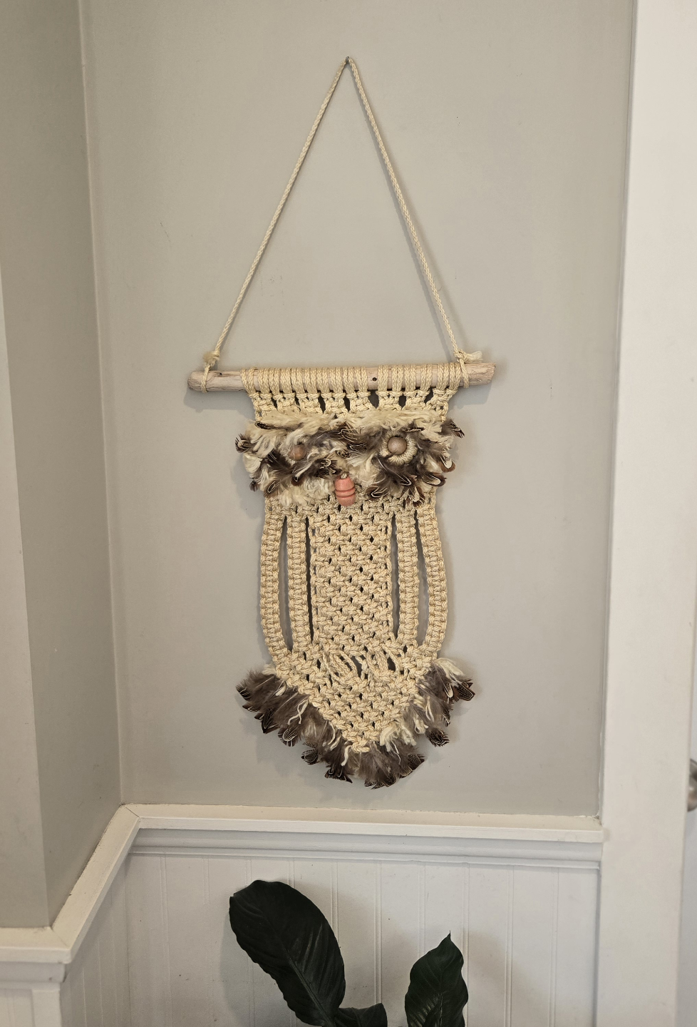 Vintage Macrame and Feather Owl Wall Hanging - photo 2