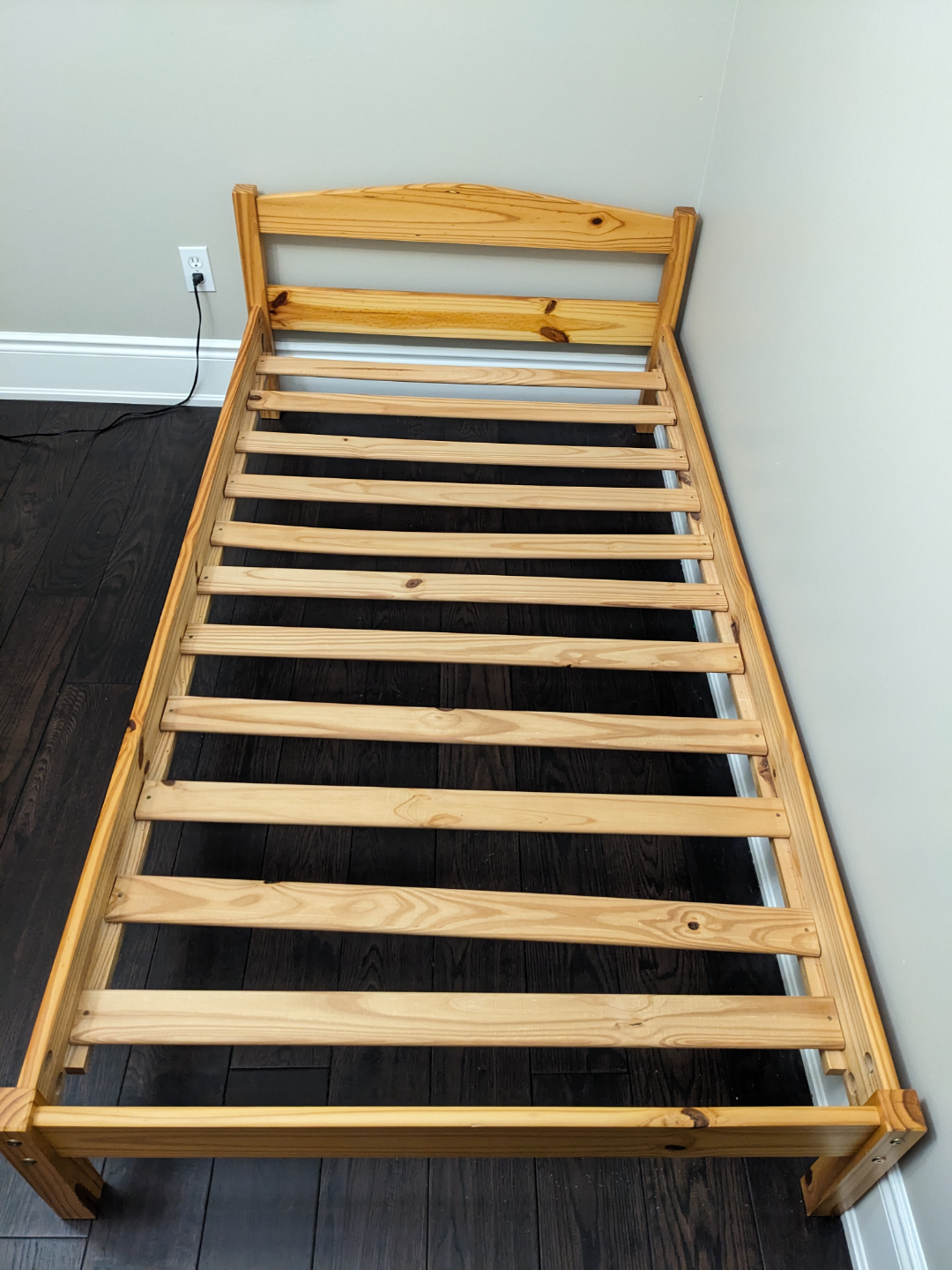 Twin size bed frame - photo 3