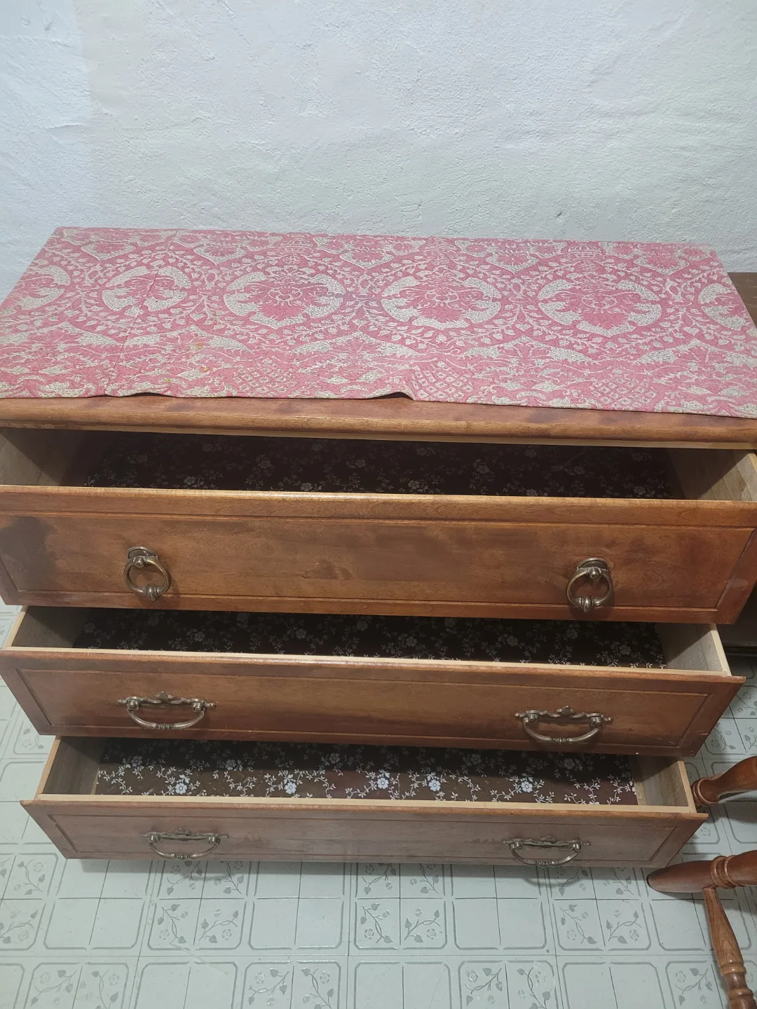 Wooden Dresser image indicator(3)