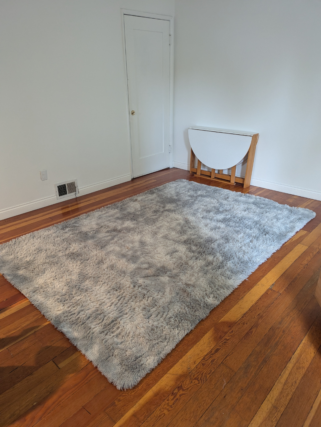 Fluffy Grey Rug
