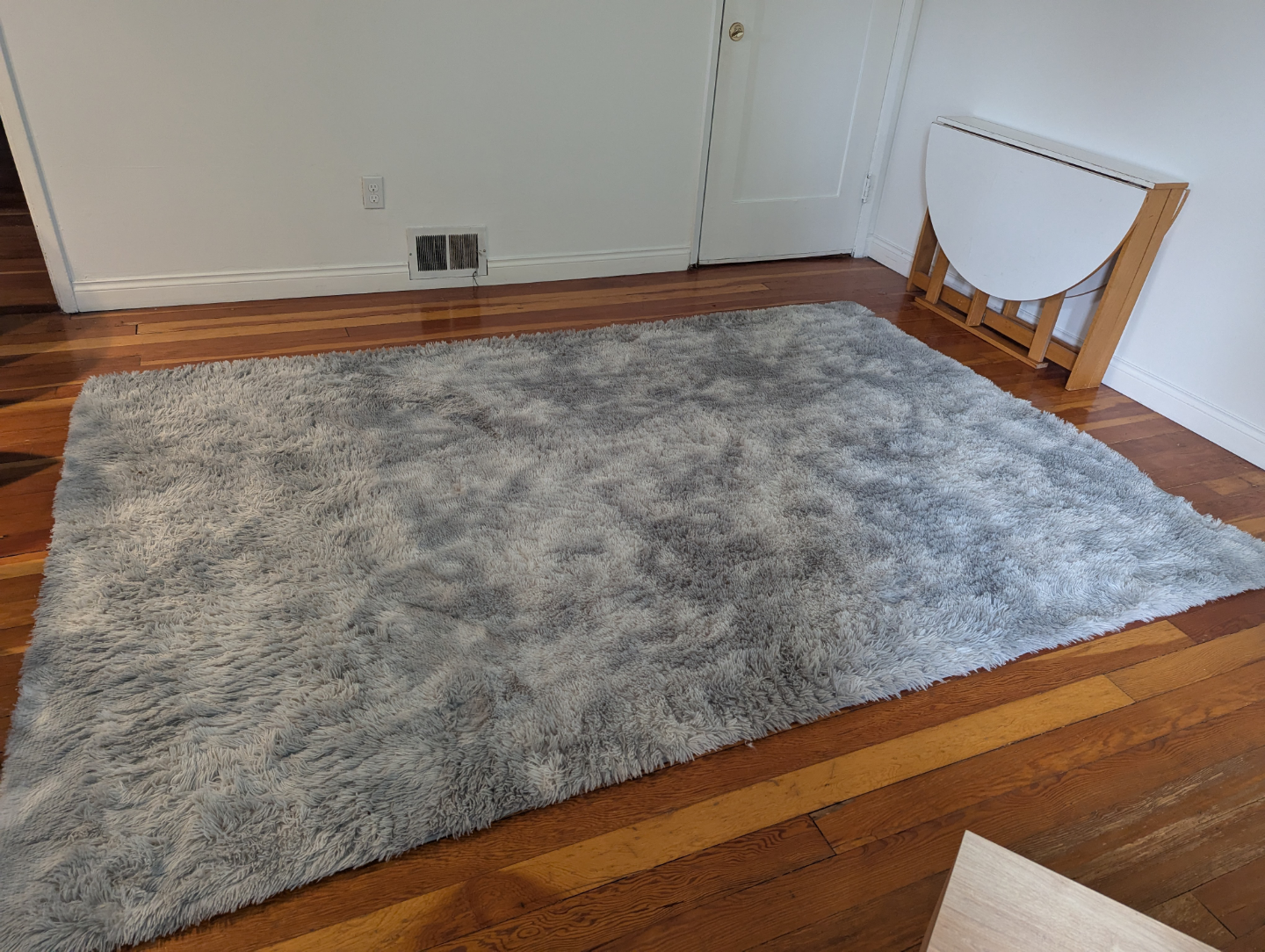Fluffy Grey Rug - photo 2