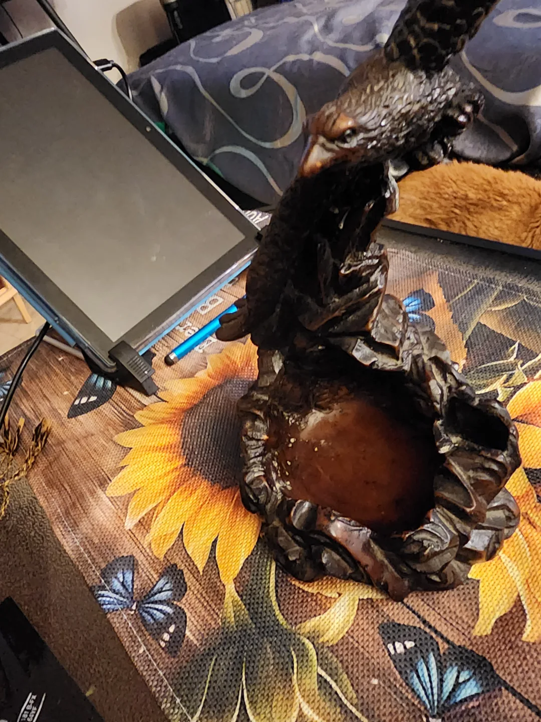 Vintage Eagle Ashtray Figurine image indicator(3)