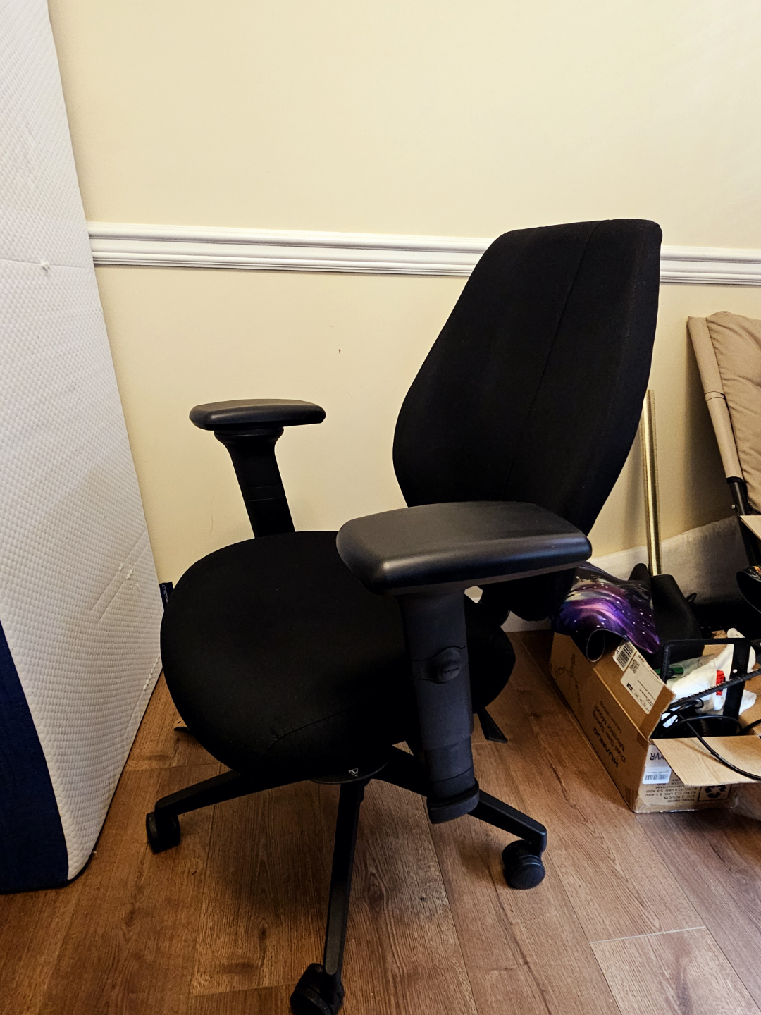 Gry Mattr by Joe Mimran ergoCentric airCentric 3 Task Chair - photo 3