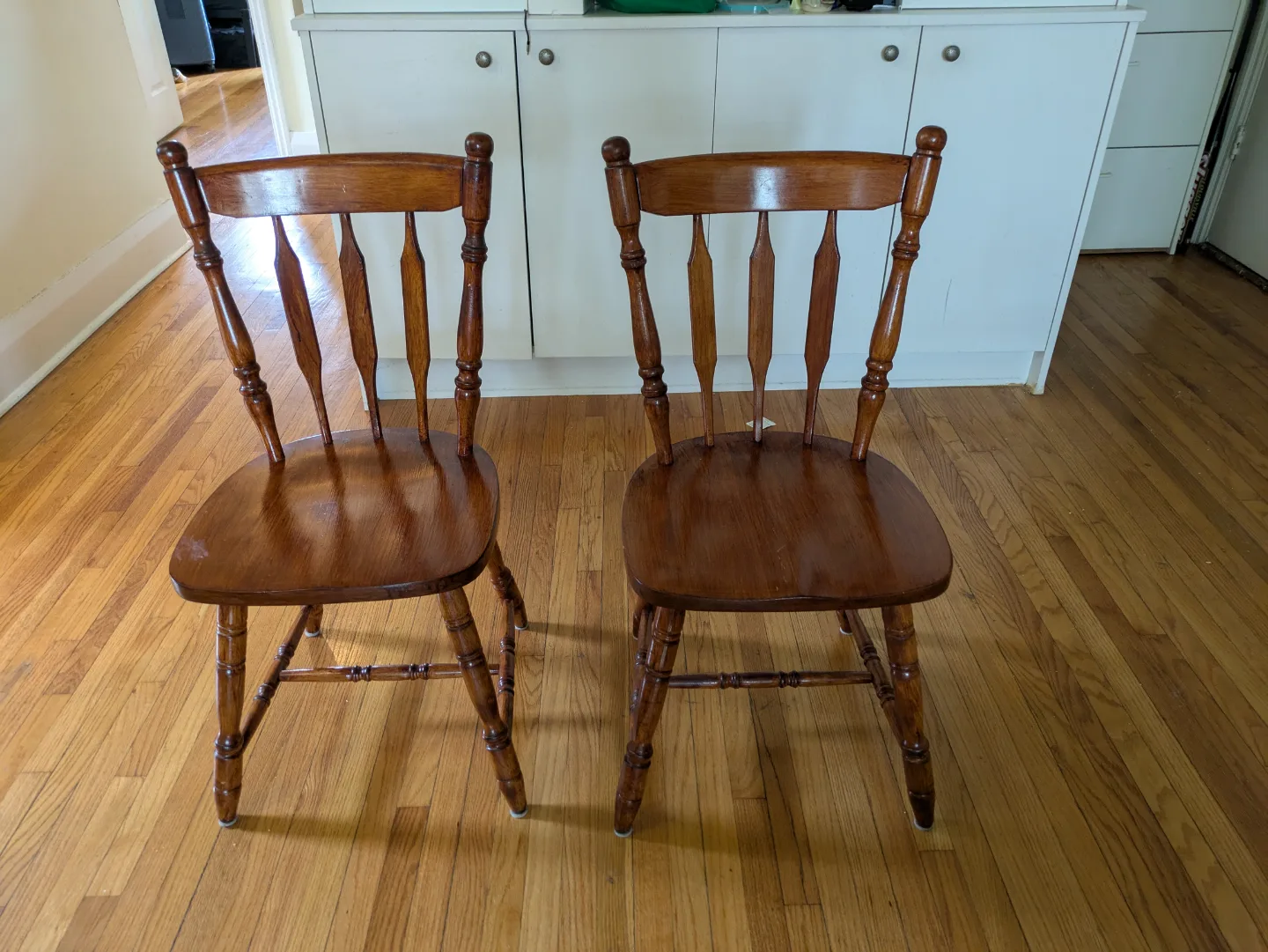 Pair of Wooden Dining Chairs thumbnail