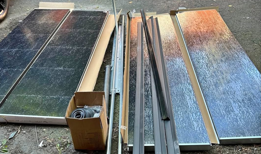 8x7 - Black Woodgrain new garage door r12 insulation - photo 4