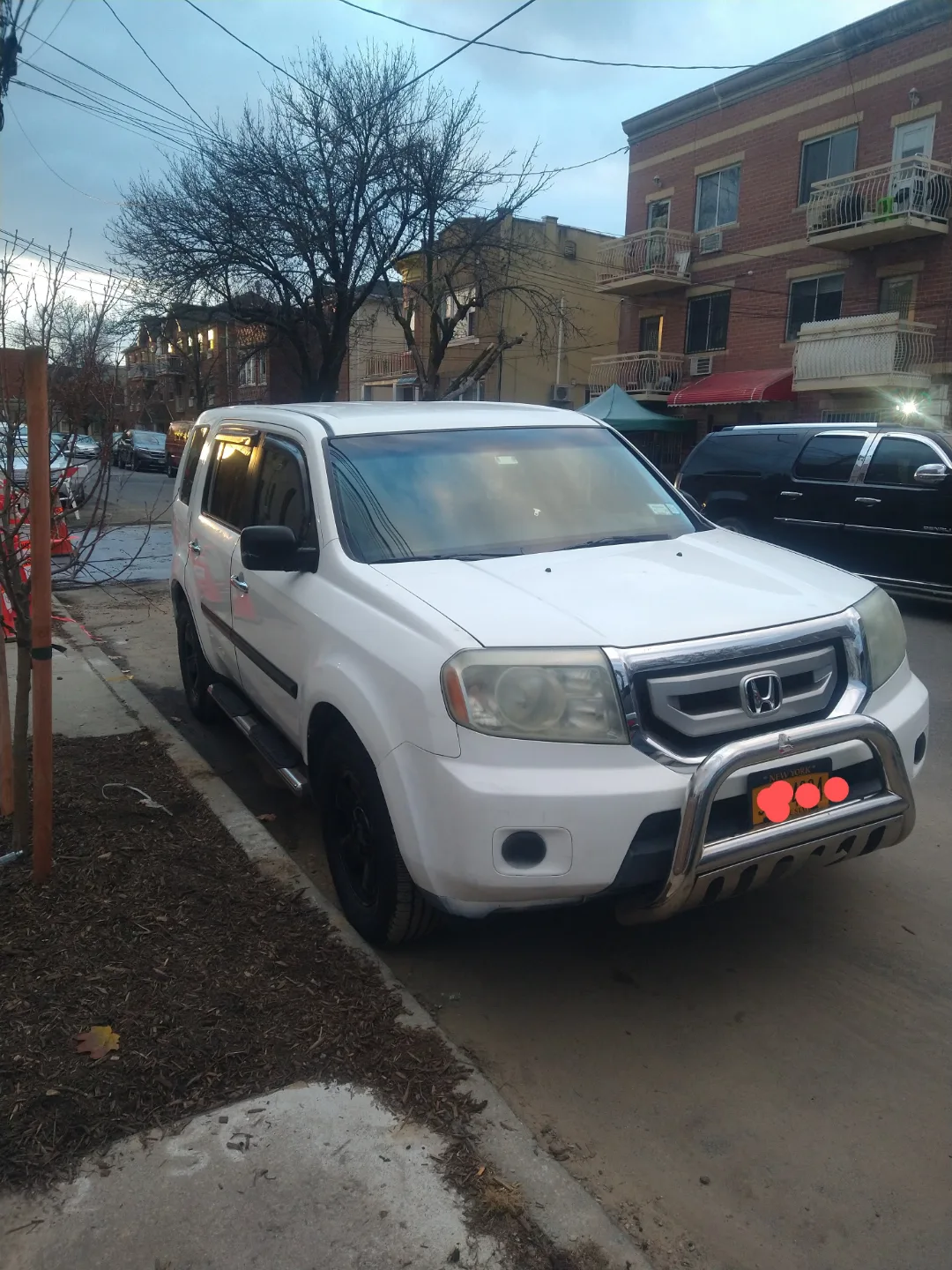 2009 Honda Pilot, one owner, 154,000 miles image indicator(9)
