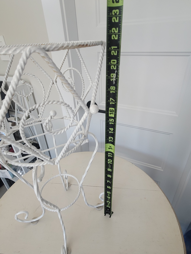 White Metal Planter Stand - photo 5