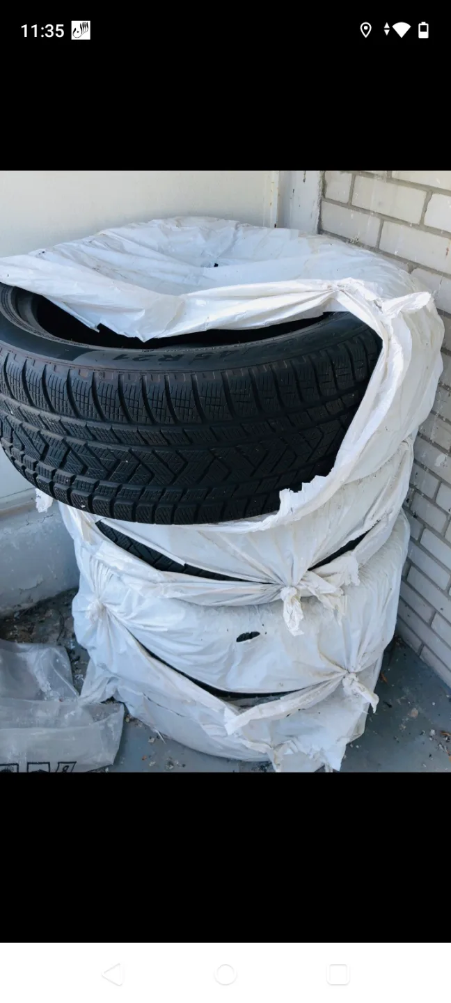 Pirelli Winter Sottozero 265/45R21 Tires - Set of Four thumbnail