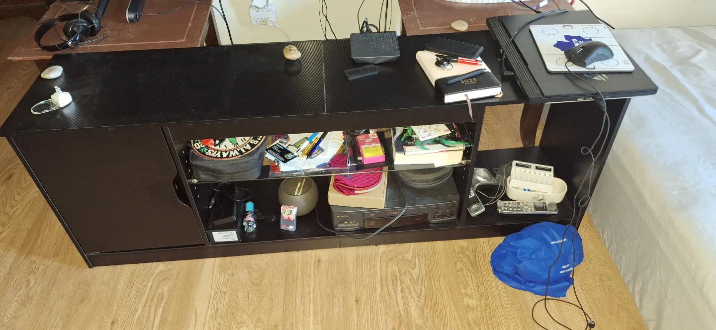 Black Entertainment Center #Freerecycle thumbnail